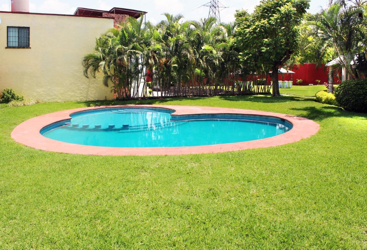Emiliano Zapata  Preciosa Casa Palmera En Cuernavaca Con Alberca, Wifi, Tv Y Cocina Para Fin De Semana, Descanso, Vacaciones O Home Office מראה חיצוני תמונה